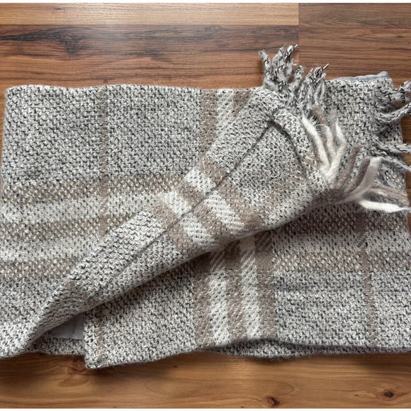 VTG Burberry London Wool Wrap Mini Skirt Y2K Plaid Fringe Quiet Luxury Preppy - Picture 2 of 11